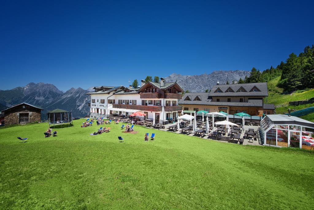 Hotel Gallo Cedrone Valdisotto Exterior photo