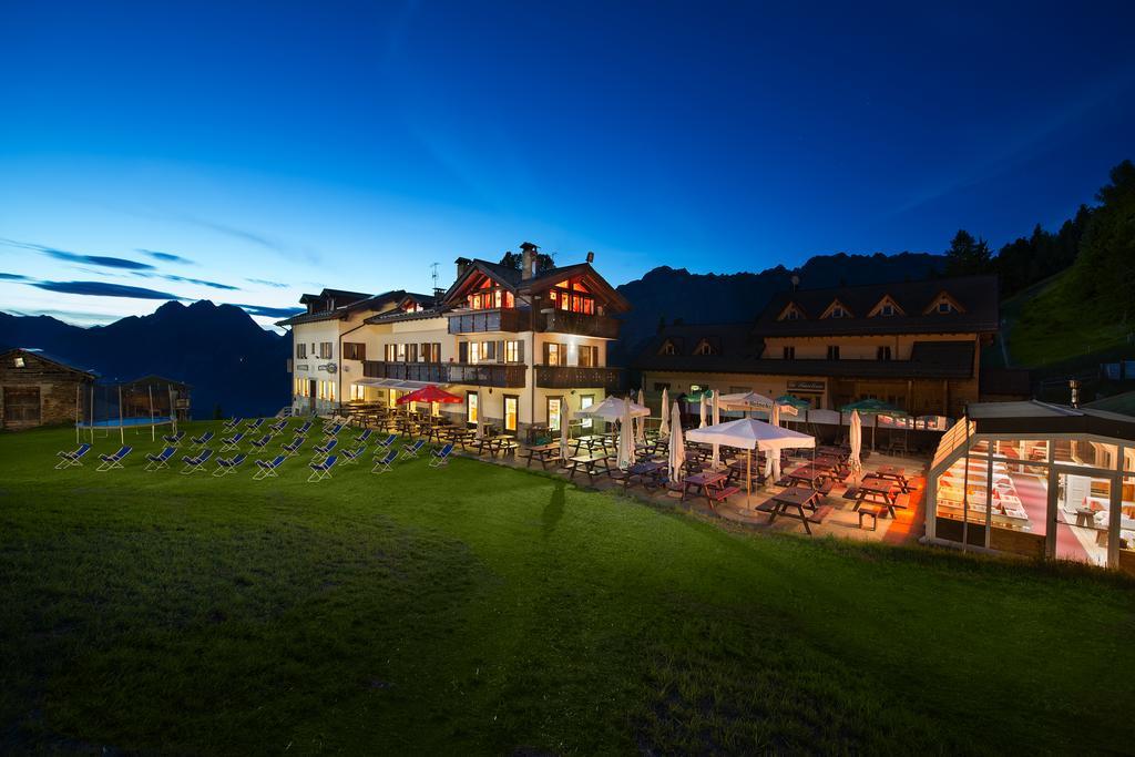 Hotel Gallo Cedrone Valdisotto Exterior photo